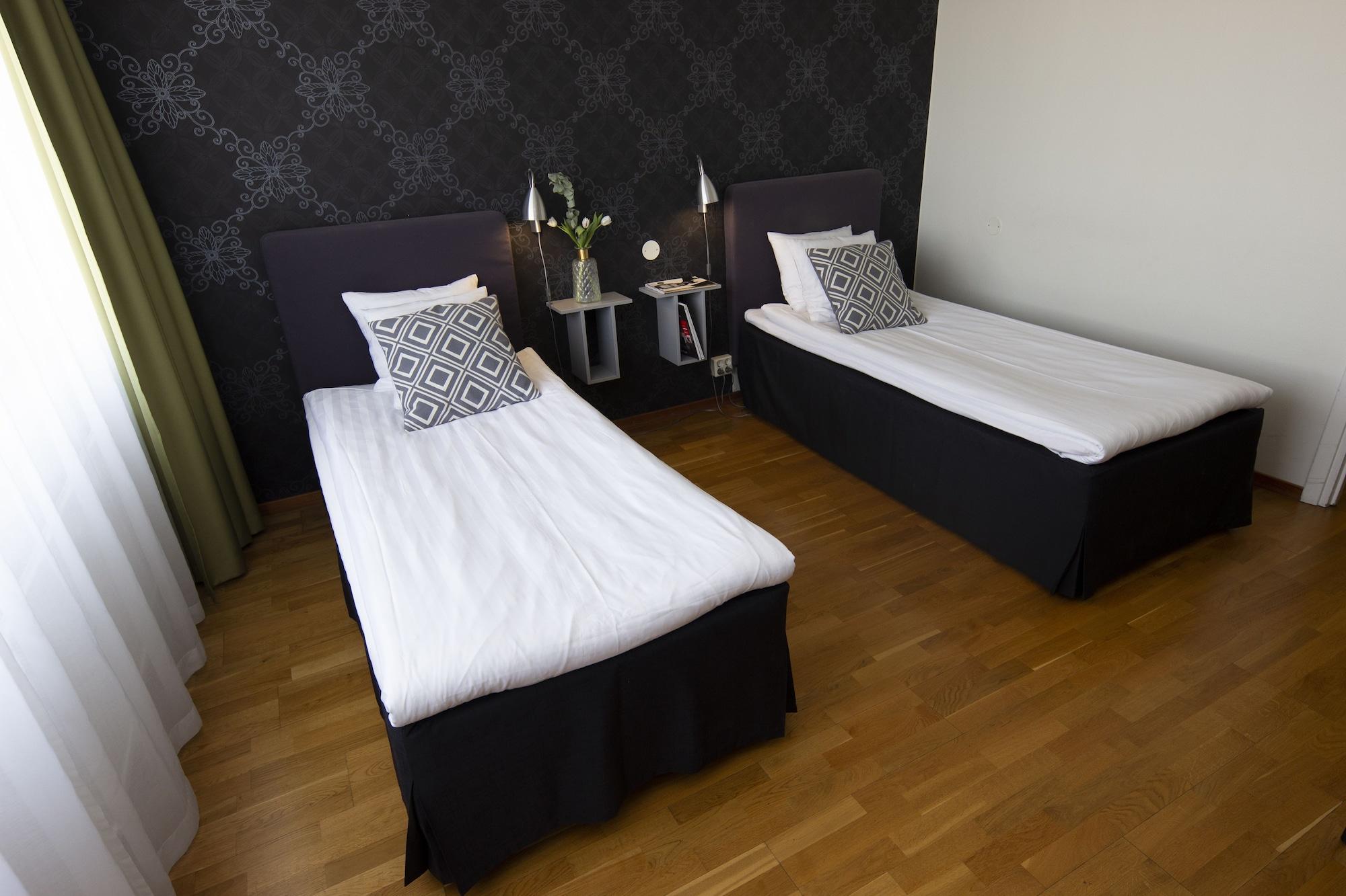City Central Hotel Oerebro By First Hotels Dış mekan fotoğraf