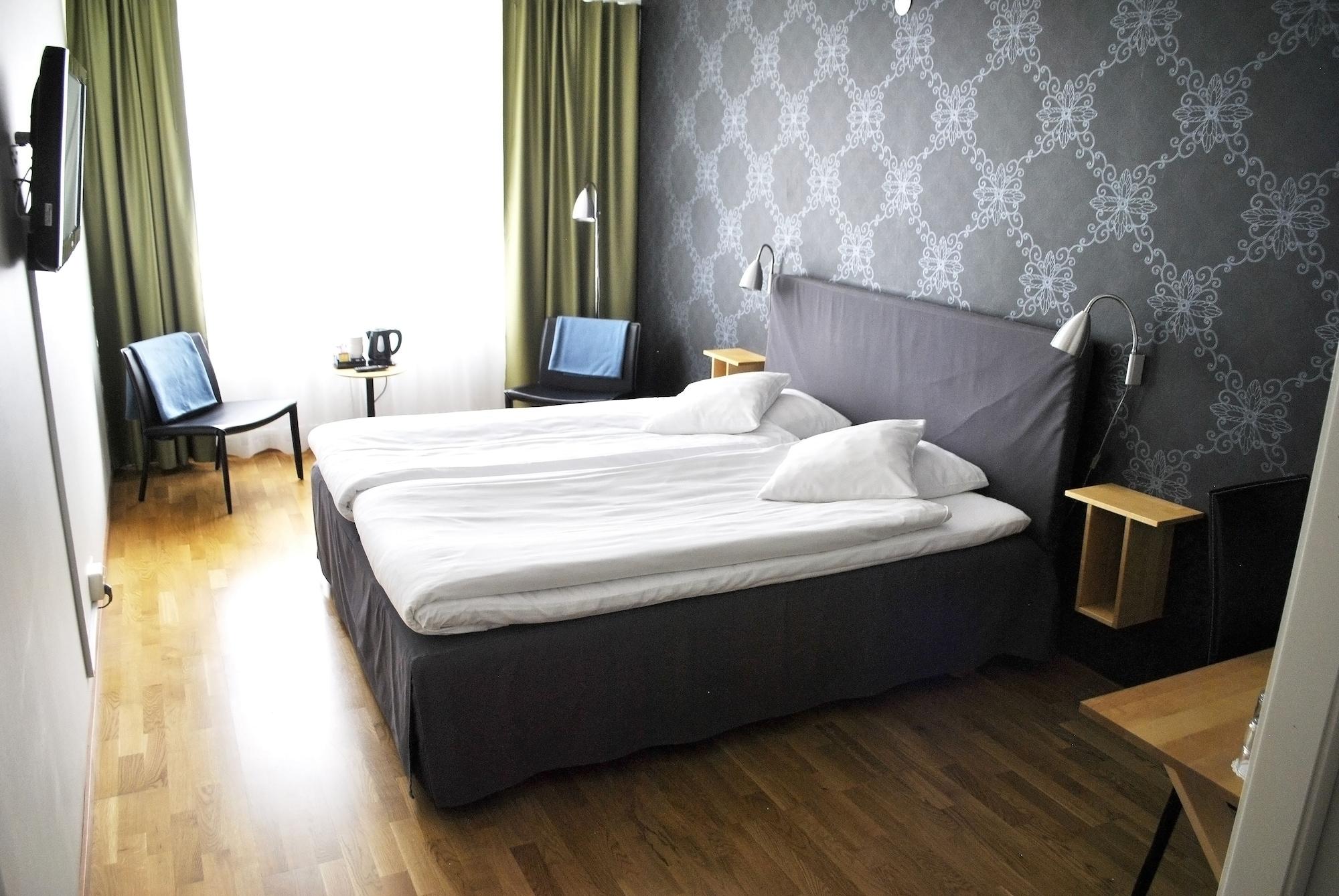 City Central Hotel Oerebro By First Hotels Dış mekan fotoğraf