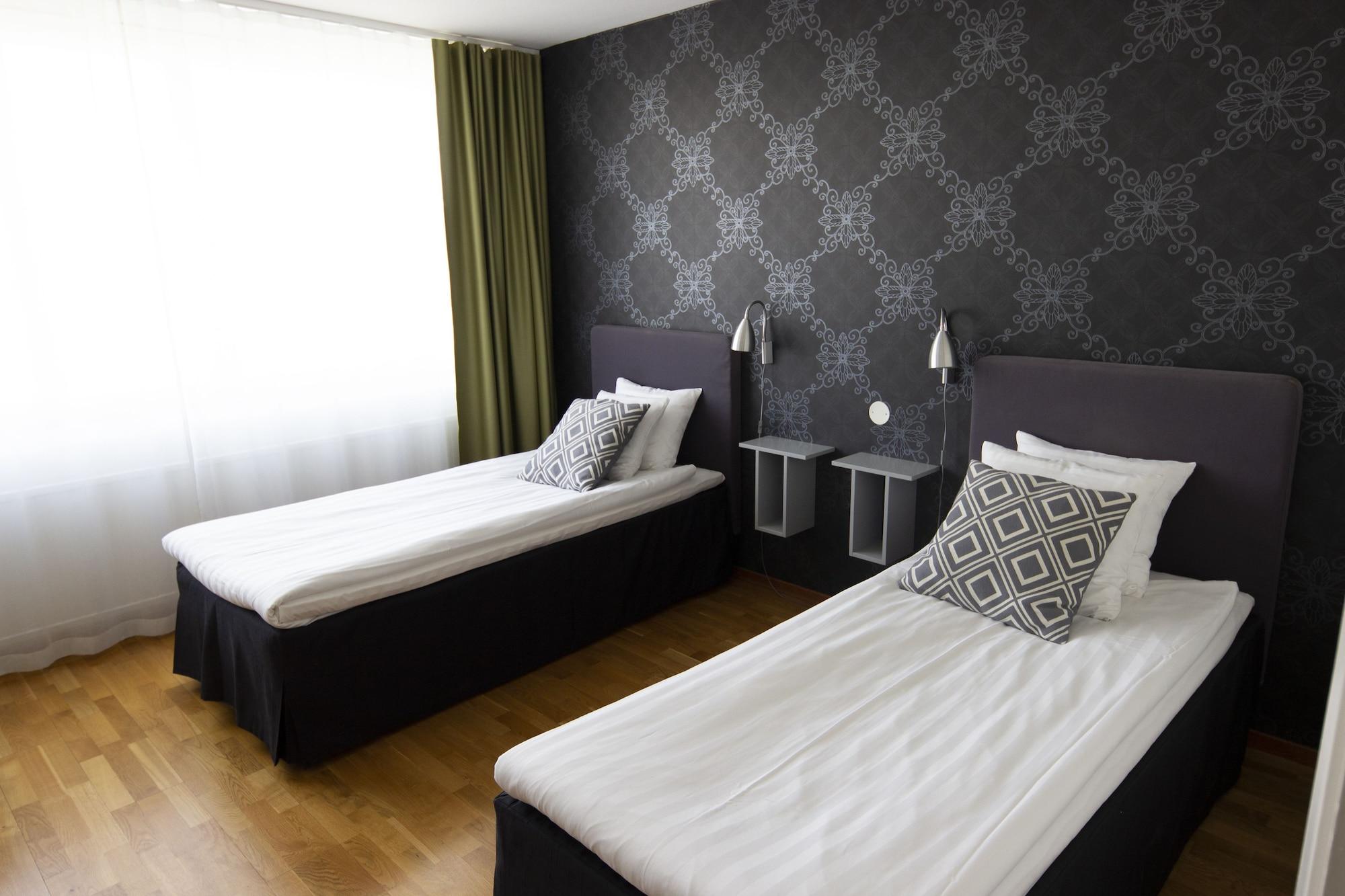 City Central Hotel Oerebro By First Hotels Dış mekan fotoğraf